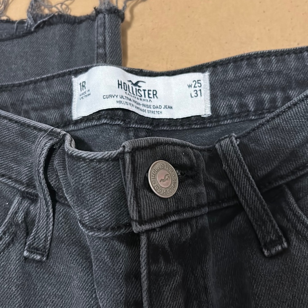 Hollister Curvy ultra high rise dad jeans
